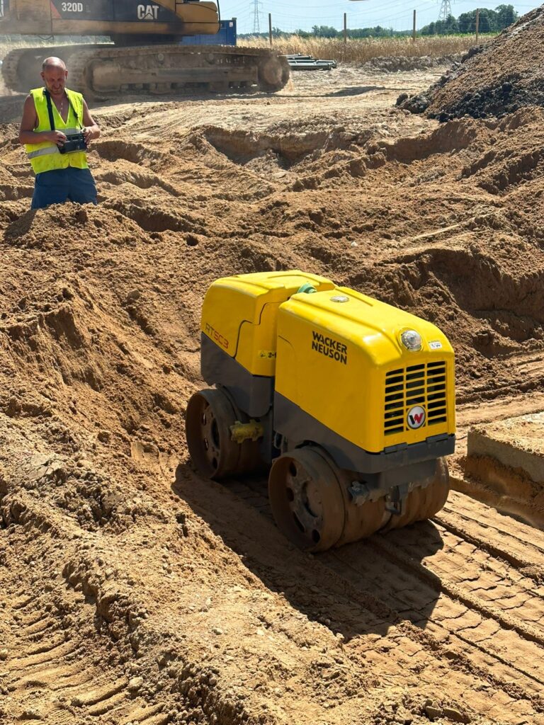 19535f6b 9b34 4f80 ab6a d32f254a93f7