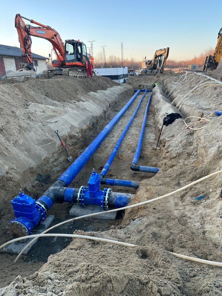 FEDA46B4 2E19 42E9 B836 1C8B27BDD606 768x1024